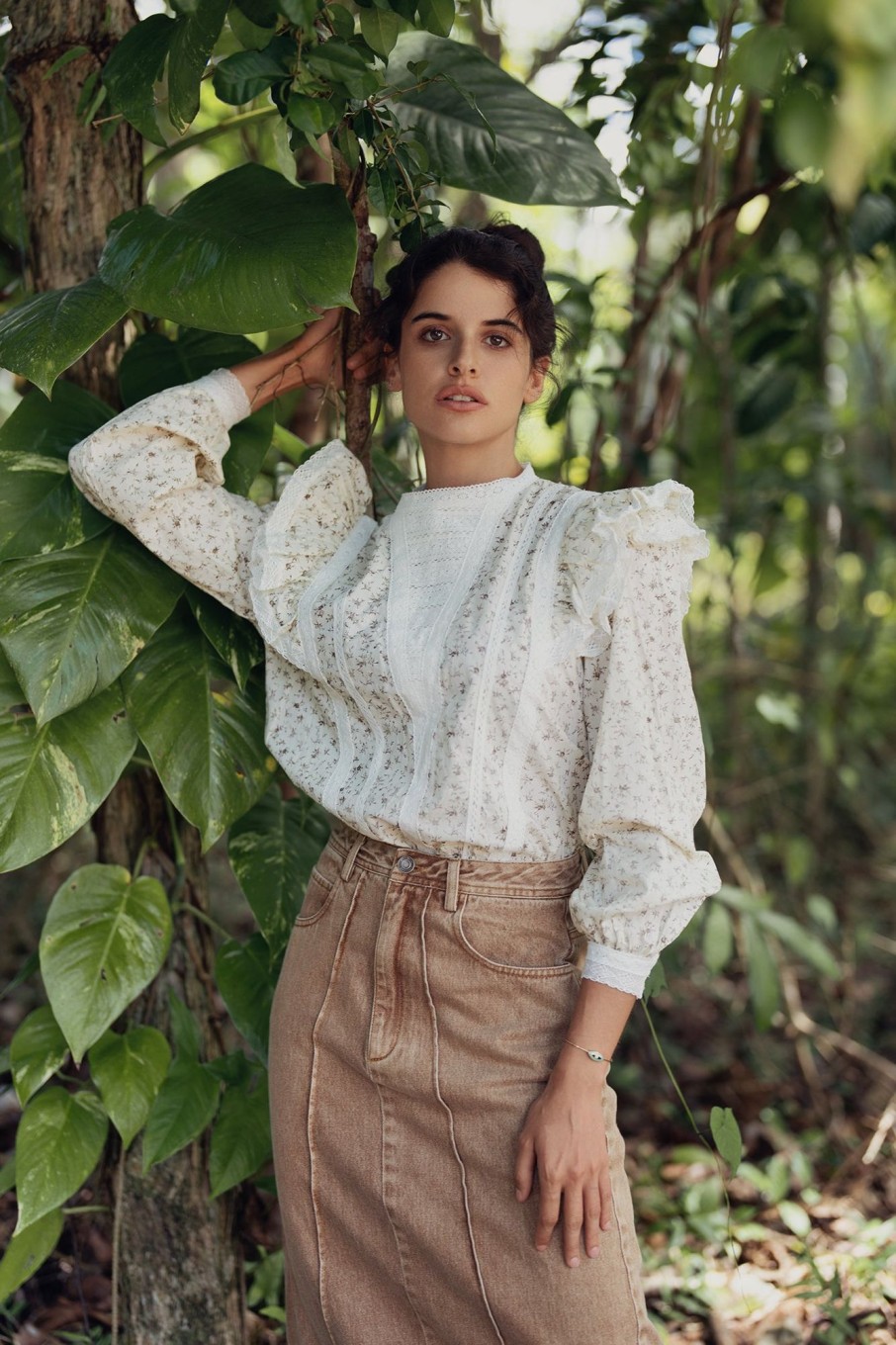 Hot Lace Trim Blouse-Brown Floral Tops